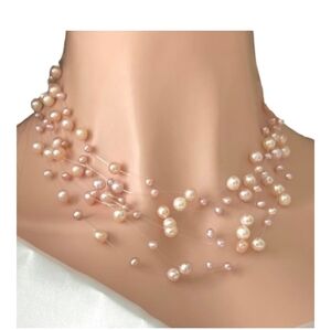 Pink freshwater pearl illusion necklace 🆕